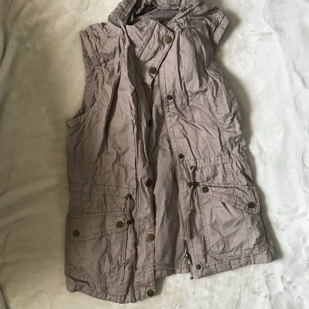 Hooded Khaki Vest
